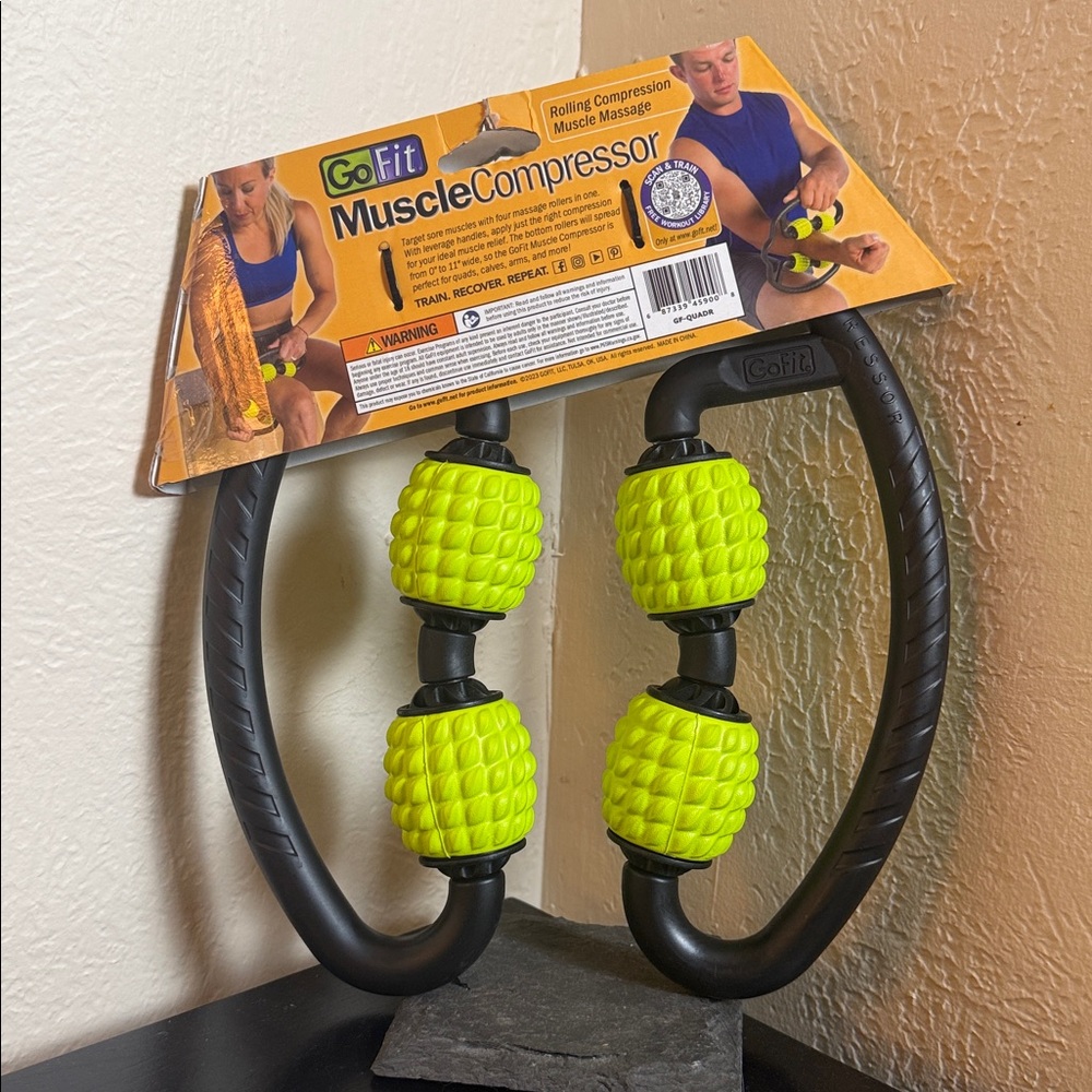 GoFit Muscle Compressor Roller Workout Equipment - Picture 2 of 2